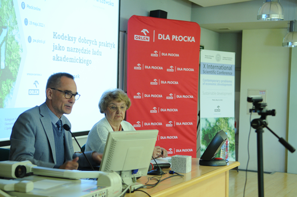 Konferencja KNEiS 2022 (2)